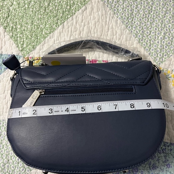 Karla Hanson 🌺 - Picture 11 of 16